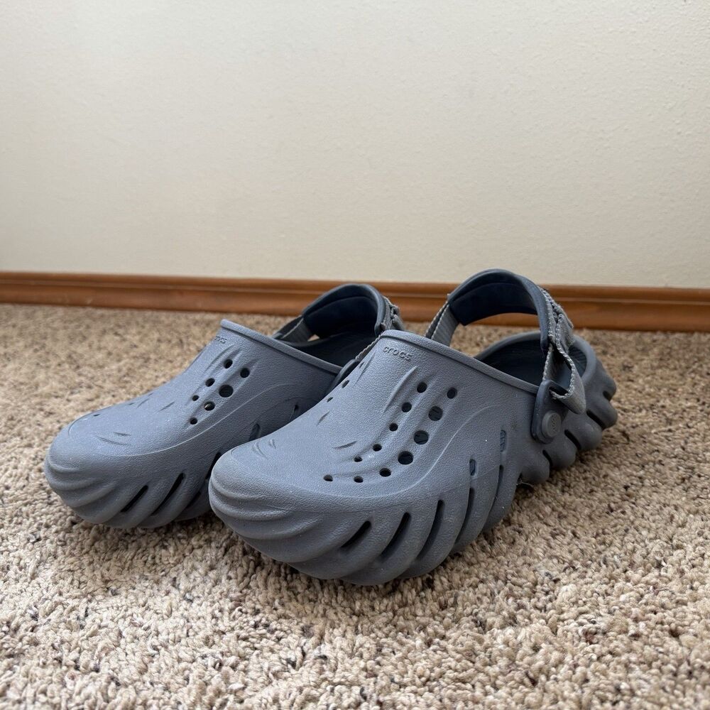 Crocs Echo Clog Womens 6 (Mens 4) Blue Comfort Casual Slip On Shoes Lug Sole - Picture 2 of 10
